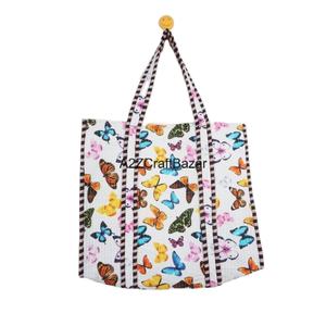 Bolsa de Mano Grande de Algodón Ecológico Acolchada Hecha a Mano, Diseño Personalizado, Estampado de Rayas Serigrafiado a Mano - Product Image 1