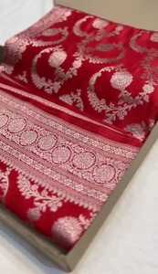 Sari Tradicional Banarasi Mashru Semi Hecho a Mano, Suave, con Protección Solar, para la Entrada a la Fiesta de Boda, Compra Directa - Product Image 3