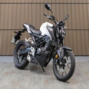 มอเตอร์ไซค์ครุยเซอร์ CB125R 125 ซีซี ปี 2024 มือสองจากโรงงานโดยตรง ไมล์น้อย ประสิทธิภาพสูง สำหรับนักขี่ทั่วโลก - Product Image 1