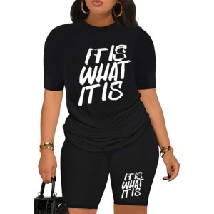 Camiseta de entrenamiento de 2 piezas para mujer de fabricante OEM, Camiseta corta y de gran tamaño para bicicleta activa, conjunto de ropa activa de Top corto para mujer - Product Image 1