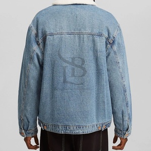 แจ็กเก็ตยีนส์สำหรับฤดูหนาวของผู้ชายทำจากผ้าเดนิมคุณสมบัติกันน้ำและของตกแต่งขนสัตว์ดีไซน์ล่าสุดราคาโรงงาน - Product Image 5