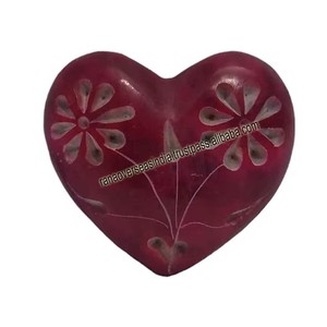 Corazón de Piedra de Savia Tallado y Grabado a Mano para Decoración de Oficina, Restaurante y Sala de Estar - Product Image 4