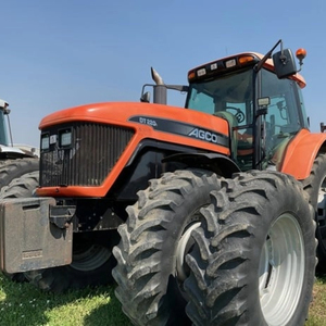Tracteur à moteur diesel AGCO DT220A 220 CV 4x4 Équipement agricole Véhicule agricole durable avec des fonctionnalités avancées - Product Image 1