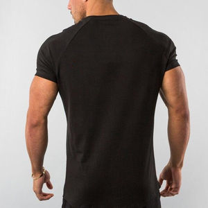 Camiseta de fitness personalizada de alta calidad para hombre, fábrica OEM ODM, venta al por mayor, ropa de compresión, entrenamiento, deportes, camisetas de gimnasio para hombre - Product Image 2