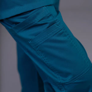 Ensemble d'uniformes d'hôpital extensibles de nom personnalisé de haute qualité/costume de gommage de cou en V d'uniforme médical/gommages d'allaitement pour les femmes - Product Image 4
