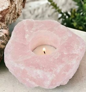 Portavelas de cuarzo rosa, pieza de espectáculo hecha a mano para curación y meditación para tiendas de oficina en casa - Product Image 1