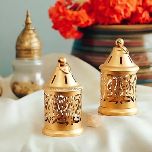 Handicrafts Golden Color Iron Metal <b>Mini</b> Candle <b>Lanterns</b> for Weddings and Events Decoration Durable Hanging <b>Lanterns</b> - Product Image 1