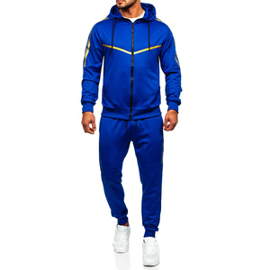 Conjunto Deportivo de Dos Piezas Personalizado para Hombre Pro Move, Conjunto Atlético de Poliéster con Capucha para Sesiones de Fitness - Product Image 2