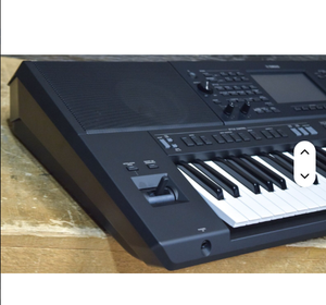 Teclado Yamaha PSR-SX900 de 61 Teclas, Estación de Trabajo de Arreglos, Nuevo, Venta al por Mayor - Product Image 2