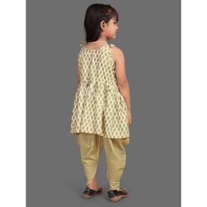 Tenue de style dhoti moderne de luxe, Kurti fantaisie, matière en coton mélangé doux, confortable, pour filles, fête, mariage, vêtements de fête, séchage rapide - Product Image 4