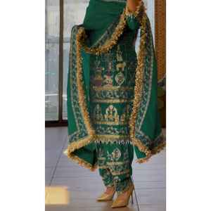 Lanzamiento de nuevo diseñador Party Wear Look Top Dhoti Salwar y Dupatta con bordado y trabajo de secuencia - Product Image 1