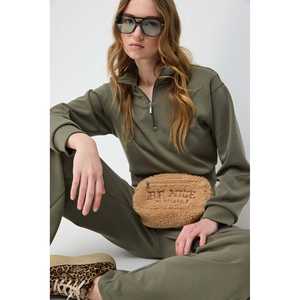 Sudadera con Textura Suave y Detalle de Media Cremallera - Product Image 4