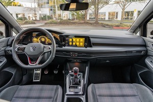 รถยนต์มือสองที่เชื่อถือได้ ปี 2024 โฟล์คสวาเกน GTI 380 S เกียร์ 6 สปีด - Product Image 2