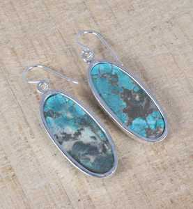 Boucles d'oreilles ovales turquoise faites à la main en argent sterling 925 plaqué or bijoux pour femmes à la mode pierre de naissance de décembre cadeau de noël - Product Image 1