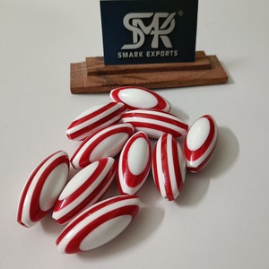 Cuentas de Resina Ovaladas a Rayas Rojas y Blancas para la Fabricación de Joyas, Cuentas Decorativas para Manualidades y Proyectos de Bricolaje - Product Image 3