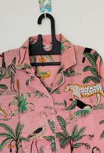 Traje de noche de mujer con Estampado de jungla informal de lujo, vestido de algodón suave y Conjunto de pijama con estampado de animales para damas de honor - Product Image 4