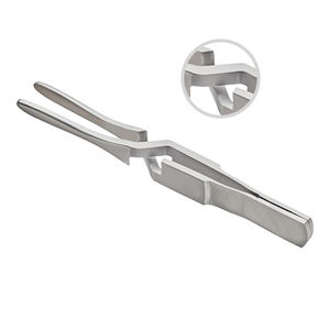 ที่หนีบไมโครบูลด็อกเครื่องมือผ่าตัดแบบตรงที่มีฟันเลื่อยตัวหนีบบูลด็อกยาว5ซม. แหล่งพลังงานด้วยมือทำจากเหล็ก - Product Image 5