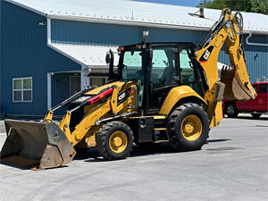 รถตักแบคโฮมือสอง Caterpillar 430F2 ปี 2015 น้ำหนัก 3 ตัน เครื่องยนต์ เกียร์ ปั๊ม แบริ่ง 94 แรงม้า สภาพดีเยี่ยม - Product Image 3