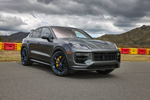 Porsche Cayenne Coupé 2024 Usado en Buen Estado - Product Image 2