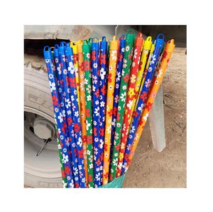 Vente en gros de bois d'eucalyptus pour la maison manche de balai en bois fleur et pointillés du Vietnam normes internationales - Product Image 1