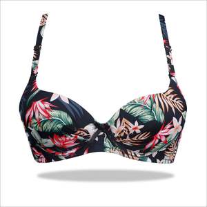 Soutien-gorge froissé à fleurs rouge-Rembourré à bretelles florales extensibles - Product Image 5