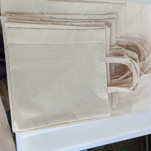 Sac fourre-tout tendance en toile premium avec poignées en corde, style moderne, pour marques de détail, fournisseur OEM pour importateurs en gros - Product Image 4