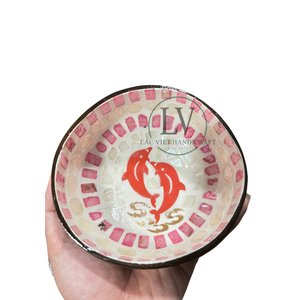 Bol écologique en coquille de noix de coco avec incrustation de vadrouille et motif dauphin Bol en nacre de noix de coco fait main du Viet Nam - Product Image 5