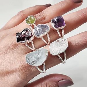 Anillo de Piedras Preciosas en Bruto para Mujer, Anillo de Plata de Ley 925 con Amatista Natural, Piedra Lunar y Labradorita - Product Image 1