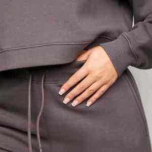 Sudadera con capucha de gran tamaño para mujer, sudadera cálida con forro polar de manga larga, ropa de calle informal de moda de invierno para meses de invierno - Product Image 2