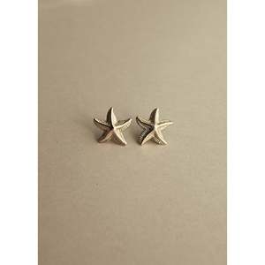Boucles d'oreilles clous vintage en or massif en forme d'étoile de mer 14 mm unisexe - Product Image 1