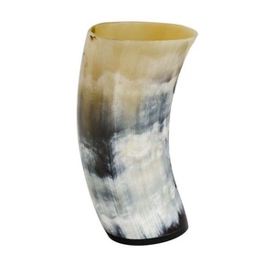 Tasse en corne et verre faits à la main rustique poli de style médiéval ensemble de boisson parfait pour la décoration de la cuisine bar festival et occasions - Product Image 4