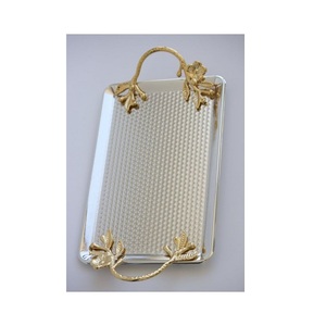 ถาดเสิร์ฟอาหารสีดำและสีทองโลหะพร้อมที่จับถาดตกแต่งทรงกลม - Product Image 2