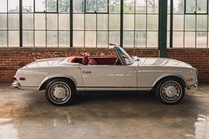 Gran Oferta: Mercedes-Benz 280 SL Usado de 1969 - Product Image 3