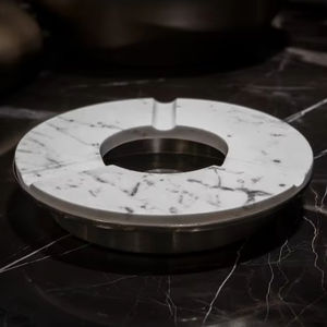 Cenicero de metal elegante, elegancia moderna para cigarrillos y cigarros - Product Image 1