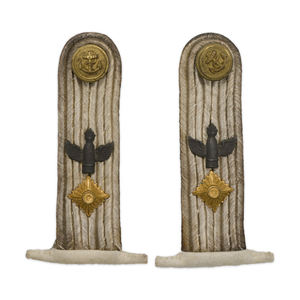 Insignias de Uniforme Personalizadas Bordadas con Rango y Epaulettes, Venta al por Mayor, 2025 - Product Image 1