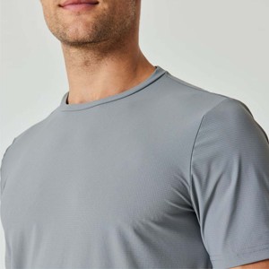 T-shirt Quarter Fitness de haute qualité pour homme-Confortable, respirant et parfait pour les entraînements, la course et les activités de plein air - Product Image 5