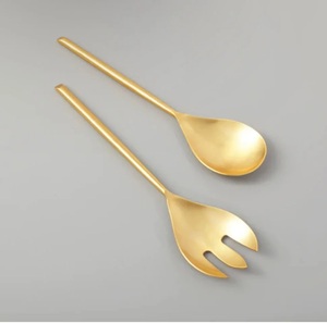 ชุดช้อนส้อมสลัดสแตนเลสสำหรับโรงแรม ดีไซน์สร้างสรรค์  ช้อนส้อมเสิร์ฟโลหะเคลือบทองสำหรับโรงแรม ขายส่ง - Product Image 4