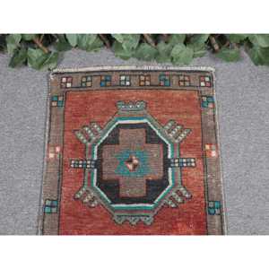 1.3x2.9 ft Vintage Rug, <b>Red</b> Camouflage Turkish Rug <b>Wool</b> - Product Image 3