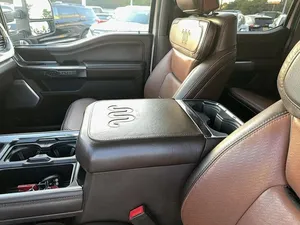 รถฟอร์ด F-450 คิงแรนช์ ปี 2023 สภาพดีเยี่ยม มือสอง - Product Image 3