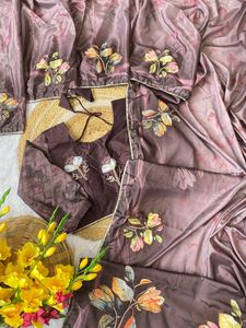 Élégant imprimé numérique délicat travail manuel Chinon soie bleu ciel Saree ethnique fantaisie Blouse exclusive fête de mariage porter Boutique - Product Image 6