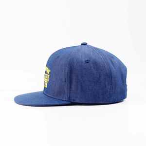 Casquette de baseball classique en maille avec logo brodé, design non structuré à 5 panneaux, matière polyester/coton, motif léopard, visière plate commune - Product Image 6