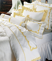 Ensembles de housse de couette à nœud jaune brodé ensembles de literie de luxe draps de lit à bordure festonnée en coton blanc de haute qualité pour la maison
