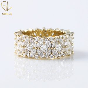 Nueva moda Vintage inspirado Marquesa y corte redondo Moissanite hoja inspirado eternidad anillo de bodas, corte princesa 14K banda de oro sólido - Product Image 5