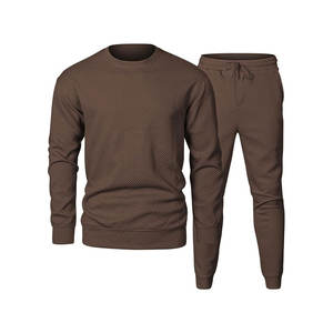Vente en gros de survêtements Logo personnalisé Vêtements de jogging d'entraînement pour hommes Polo Survêtement pour hommes Ensemble de survêtement d'extérieur pour hommes - Product Image 3