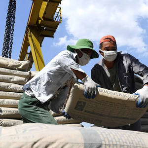 Cemento de Silicato Blanco Gris Denso, Resistente a los Ácidos, de Fraguado Extra Rápido, Baja Emisión de Calor, Grado de Resistencia 32.5, Alta Calidad en Venta - Product Image 5