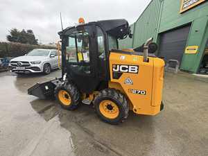 Chargeuse compacte sur pneus 3CX d'occasion avec composants MOOG, actuellement disponible à la vente - Product Image 4