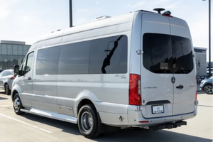 Asequible para Conducir |   CONDUCCIÓN IZQUIERDA |   Volante a la derecha |   2021 AMERICANNSS COACHHSS PATRIOTTSS FREEDOMMSS - Product Image 2