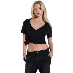 Camiseta de Mujer - Top de Algodón Suave - Product Image 2