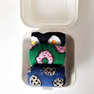 Calcetines Divertidos y Transpirables con Estampado de Osos, Talla Única, Tejido Personalizado de Nailon y Spandex, para Uso Diario, Disponibles para Invierno, en Bolsa - Product Image 2