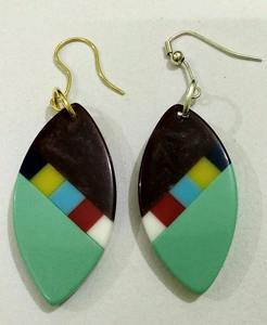 Collier en résine fait main par un designer avec boucles d'oreilles pendantes pour femmes, bijoux en résine tendance, moule pour boucles d'oreilles en résine - Product Image 2